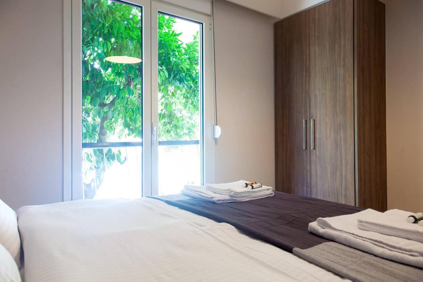 Toni'S Charming Apartment In The Thisseo Station Atene Esterno foto