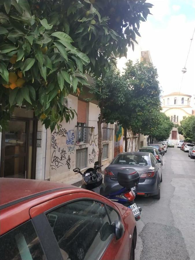 Toni'S Charming Apartment In The Thisseo Station Atene Esterno foto